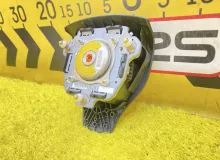Подушка безопасности водителя TOYOTA ESQUIRE 2015 4513028601C0 ZWR80G 2ZRFXE, передняя