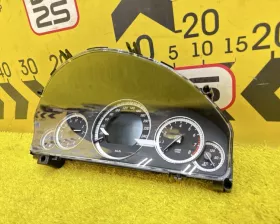 Спидометр Mercedes-Benz