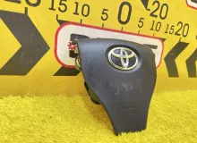 Подушка безопасности водителя TOYOTA ESQUIRE 2014 4513028601C0 ZWR80G 2ZRFXE, передняя