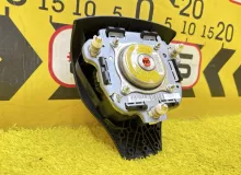 Подушка безопасности водителя TOYOTA ESQUIRE 2014 4513028601C0 ZWR80G 2ZRFXE, передняя