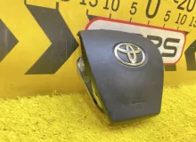 Подушка безопасности водителя TOYOTA AQUA 2012 4513052710C0 NHP10 1NZFXE, передняя