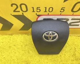 Подушка безопасности водителя Toyota