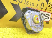Подушка безопасности водителя TOYOTA AQUA 2012 4513052710C0 NHP10 1NZFXE, передняя