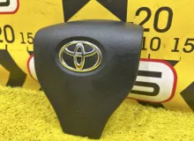 Подушка безопасности водителя TOYOTA VOXY 2014 4513028601C0 ZWR80G 2ZRFXE, передняя