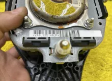 Подушка безопасности водителя TOYOTA VOXY 2014 4513028601C0 ZWR80G 2ZRFXE, передняя