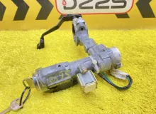 Замок зажигания TOYOTA HILUX SURF 2004 4528035390 VZN215W 5VZFE, передний