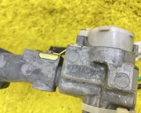 Замок зажигания TOYOTA