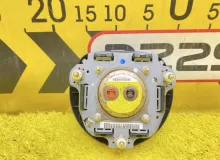 Подушка безопасности водителя LEXUS CT200H 2011 4513076020C0 ZWA10 2ZRFXE, передняя