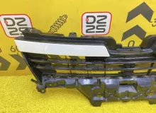 Решетка радиатора TOYOTA VOXY 2014 5311128680 ZWR80G 2ZRFXE, передняя