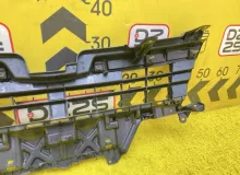 Решетка радиатора TOYOTA VOXY 2014 5311128680 ZWR80G 2ZRFXE, передняя