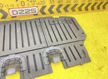 Пол багажника пластик TOYOTA VOXY 2014 5841028100 ZWR80G 2ZRFXE, задний