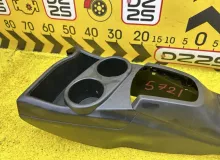 Бардачок между сиденьями TOYOTA AQUA 2015 5891152211C0 NHP10 1NZFXE, передний