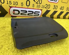 Пластиковая крышка на двс TOYOTA