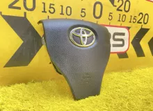 Подушка безопасности водителя TOYOTA ESQUIRE 2015 4513028601C0 ZRR85G 3ZRFAE, передняя