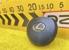 Подушка безопасности водителя LEXUS CT200H 2012 4513076020 ZWA10 2ZRFXE, передняя
