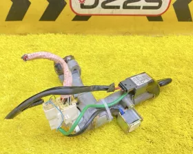 Замок зажигания TOYOTA