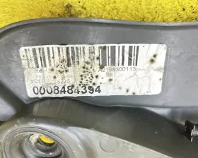 Жабо Mercedes-Benz