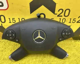 Подушка безопасности водителя Mercedes-Benz