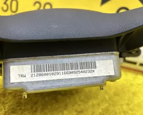 Подушка безопасности водителя Mercedes-Benz