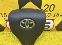 Подушка безопасности водителя TOYOTA NOAH 2014 4513028601C0 ZWR80G 2ZRFXE, передняя