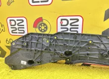 Доводчик двери TOYOTA ESQUIRE 2015 8500528071 ZRR85G 3ZRFAE, задний правый