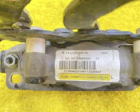 Петля капота Mercedes-Benz