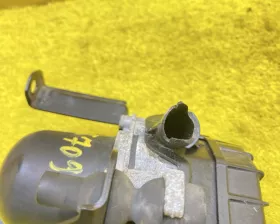 Насос продувки катализатора Toyota