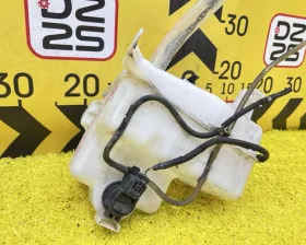Бачок стеклоомывателя TOYOTA
