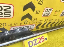 Накладка на порог TOYOTA ESQUIRE 2014 7586028040 ZWR80G 2ZRFXE, передняя левая