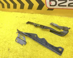 Петля капота MAZDA