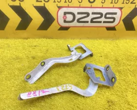 Петля капота TOYOTA