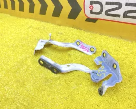 Петля капота TOYOTA
