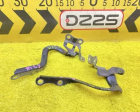 Петля капота Toyota