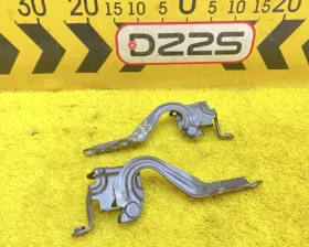 Петля капота TOYOTA