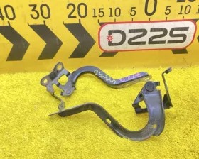 Петля капота TOYOTA