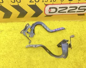 Петля капота TOYOTA