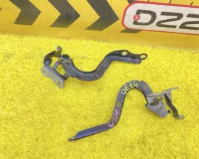 Петля капота TOYOTA