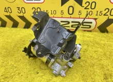 Блок abs TOYOTA ESQUIRE 2015 4707047060 ZWR80G 2ZRFXE, передний