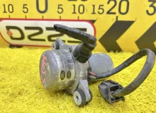 Вакуумный насос Land Rover RANGE ROVER 2006 SQJ500081 L322 448PN, передний Вакуумный насос Land Rover RANGE ROVER 2006 SQJ500081 L322 448PN, передний
