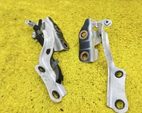 Петля капота TOYOTA