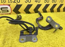Петля капота TOYOTA ESQUIRE 2015 5341028100 ZRR85G 3ZRFAE, передняя