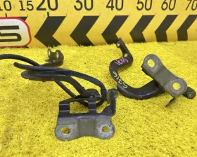 Петля капота TOYOTA