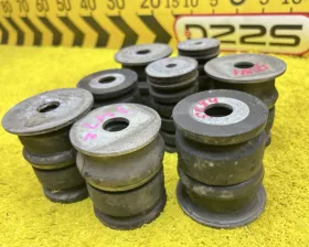 Подушка кузова TOYOTA
