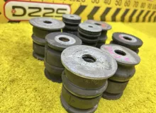 Подушка кузова TOYOTA LAND CRUISER PRADO 2003 5220135100 VZJ121W 5VZFE, передняя