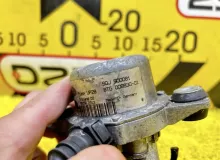 Вакуумный насос Land Rover RANGE ROVER 2005 SQJ500081 L322 428PS, передний Вакуумный насос Land Rover RANGE ROVER 2005 SQJ500081 L322 428PS, передний