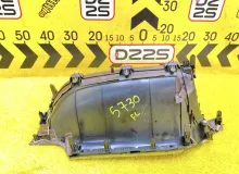 Бардачок TOYOTA ESQUIRE 2015 5543228260 ZRR85G 3ZRFAE, передний