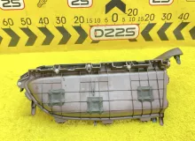 Бардачок TOYOTA ESQUIRE 2015 5543228260 ZRR85G 3ZRFAE, передний