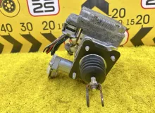 Главный тормозной цилиндр LEXUS CT200H 2013 4705076030 ZWA10 2ZRFXE, передний
