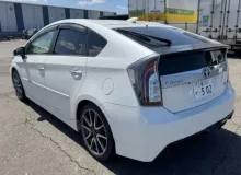 Фара TOYOTA PRIUS 2012|Цвет 070 8113047500 ZVW30 2ZRFXE, передняя правая