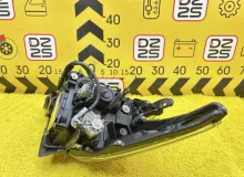 Фара TOYOTA PRIUS 2012|Цвет 070 8113047500 ZVW30 2ZRFXE, передняя правая